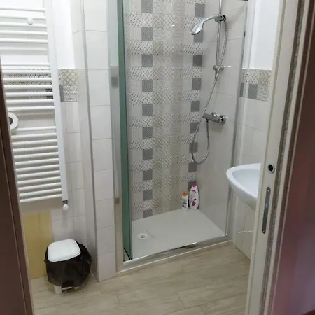 Il Vicolo Dei Tetti Guest house *